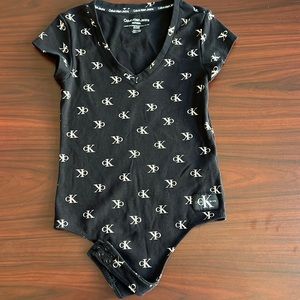 Calvin Klein Tops ~Calvin Klein Bodysuit Color: Black/White ~Size: XS
